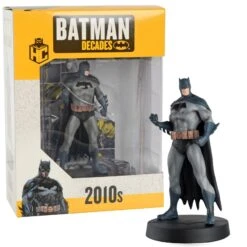 DC COMICS Batman Decades Collection Figure & Magazine Polyresin 13cm -XS Stock Shop GBCBTAUK008 3 opt