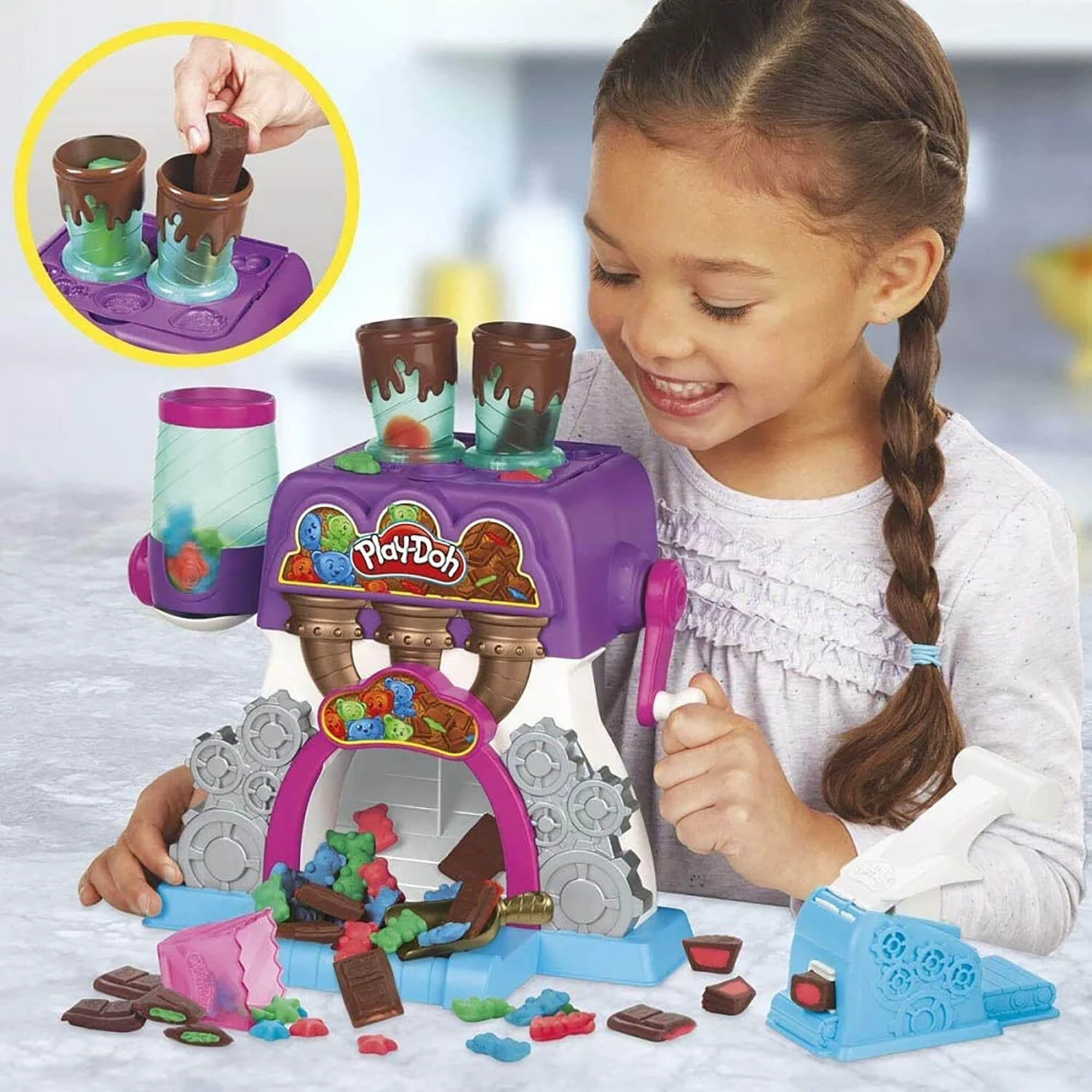 Play-Doh Candy Delight Playset Interactive Sweet Maker 13 Piece 2 Play-Doh Candy Delight Playset Interactive Sweet Maker 13 Piece - Image 2