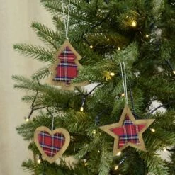 Set Of 6 Tartan Wooden Hanging Christmas Tree Decorations -XS Stock Shop XS5263 1600 5 26114.1508510439.1100.1100
