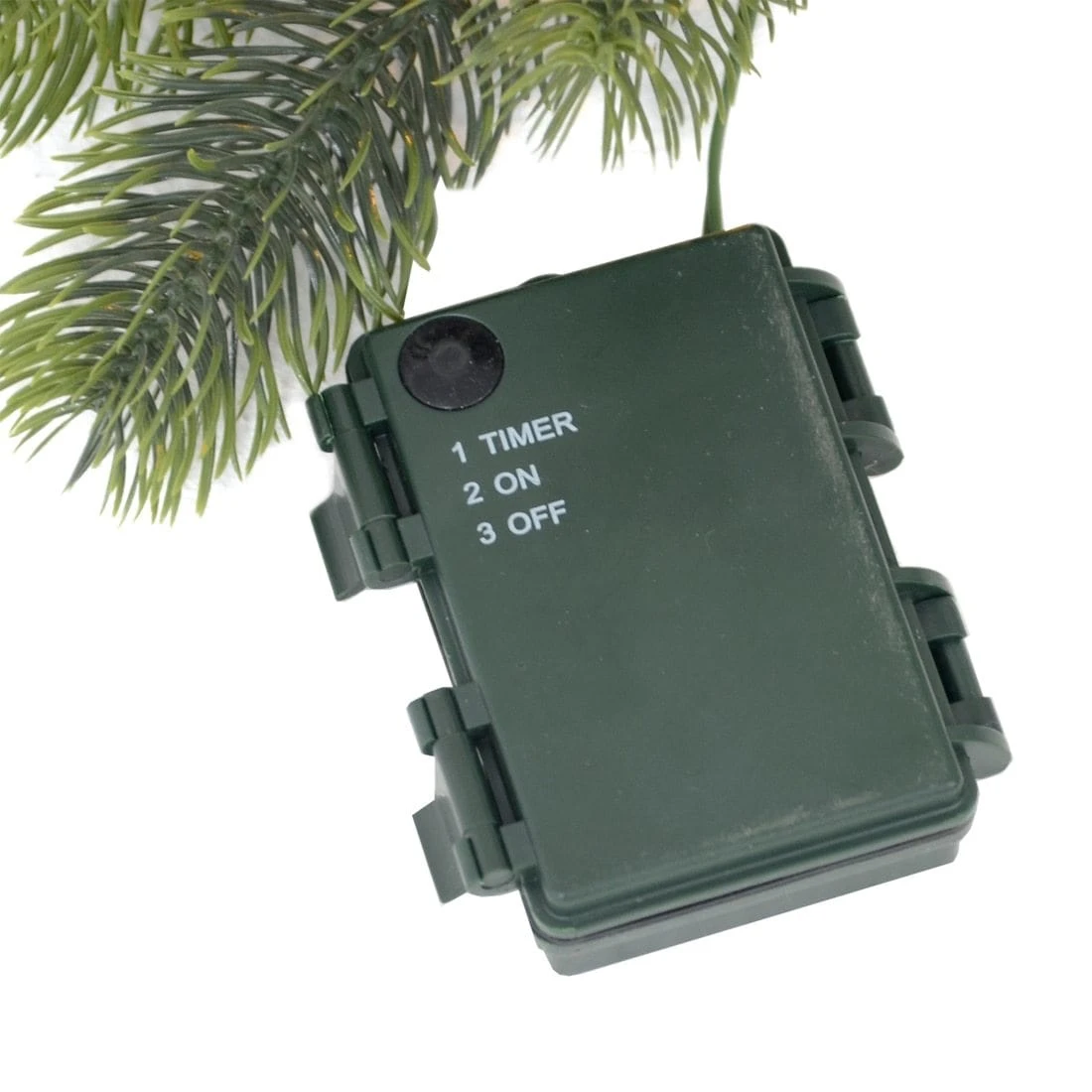 6ft Pre-Lit Green Christmas Garland Indoor/Outdoor With Timer 4 6ft Pre-Lit Green Christmas Garland Indoor/Outdoor With Timer - Image 4